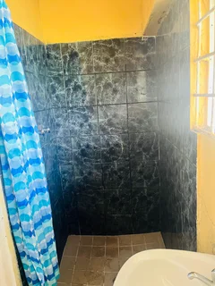 Bachelor accomodation - Scottsville