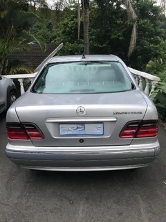 2002 Mercedes-Benz 200 Series Sedan