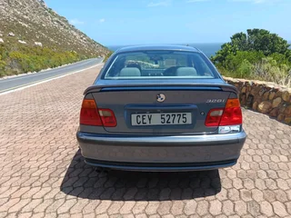 1999 BMW 328i Manual