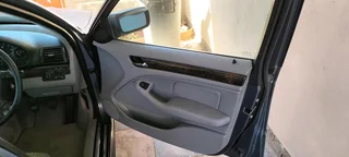 1999 BMW 328i Manual