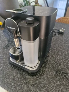 Nespresso Gran Lattissima Coffee Machine