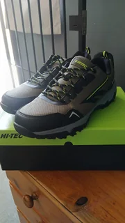 HI-TEC Voyager II Shoes for Sale - Brand New - UK Size 12