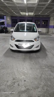 2016 Hyundai i10 Hatchback -  Low mileage 64 000 kms - Lady Owner /Driver  - PH: 071 440 6829