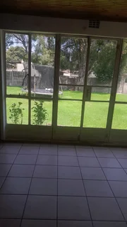 Granny flat for rent: 2401 Albertina Sisulu Rd, Florida, Roodepoort