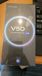 Vivo V50