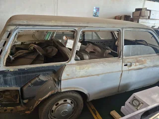 1971 VW411 Squareback