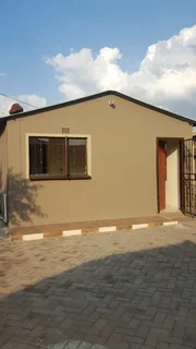 Slovoville-house:1 Bedroom,1 Bathroom, Open Plan Kitchen & Lounge Dining Room