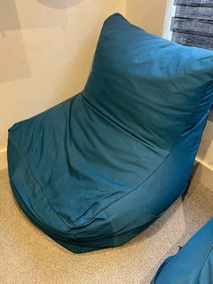 Couch Bean bags Each