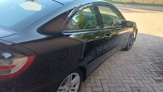 2007 Mercedes-Benz V6 C230 Coupe