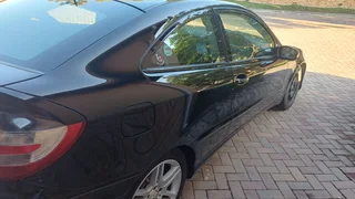 2007 Mercedes-Benz V6 C230 Coupe