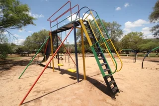 Holiday accommodation- Pilanesburg- Bakgatla Resort-19 -26 Dec (R9990 for 7 nights)