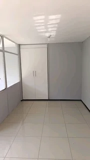 Bachelor Flat to Let