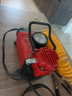 Moto Quip 72L/min Air Compressor
