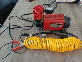 Moto Quip 72L/min Air Compressor