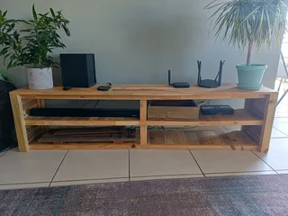 2m wide TV Unit