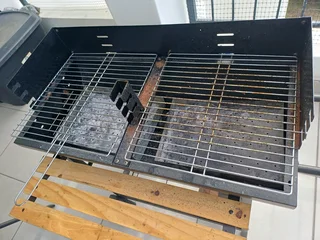 Multi Level Braai Stand with extra clamp grids