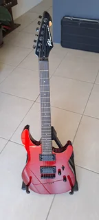 Peavey Predator Plus Guitar with case