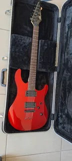 Peavey Predator Plus Guitar with case