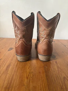 Women’s Genuine Leather Cowboy Boots – Size 9 (US) / 7 (UK/SA)