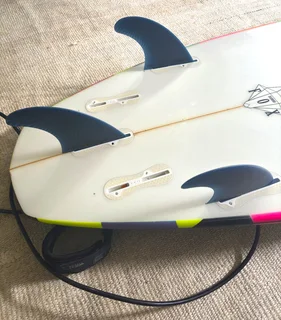 Surfboard 5’10” Alessandro Pierre “Diamond Fox” &amp; FCS II Fins (Great condition)