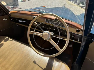 1958 Mercedes Benz 219 Ponton