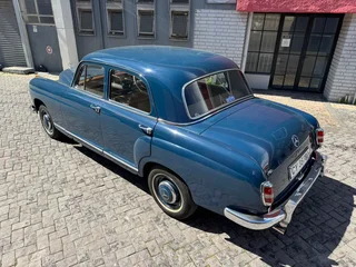 1958 Mercedes Benz 219 Ponton
