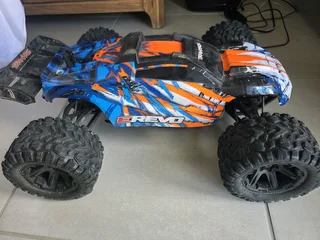 Traxxas 1/10 E-Revo VXL 2.0 RTR 4WD Electric 6S Monster Truck