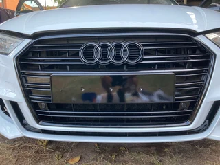 Bargain: Audi A3 8v2 Grill &amp; Badge