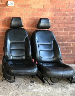 Bargain: VW Leather seats for sale