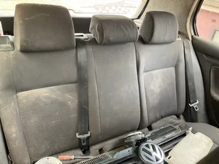 Bargain: 2006 VW Golf 5- 1.6i