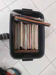 80&#43; Bulk Lot Vinyls LP records
