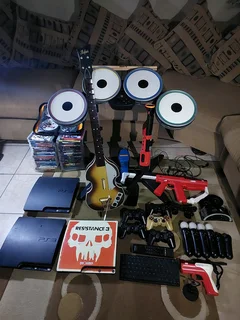 Massive Ps3 gaming Sold separately or