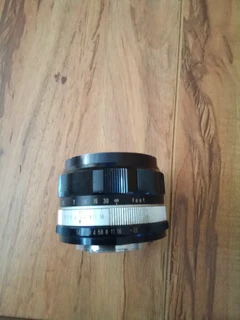 Konica Hexanon 1:1.4 Lense