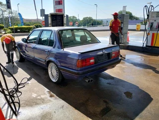 Bmw E30 Wanted - Dead Or Alive