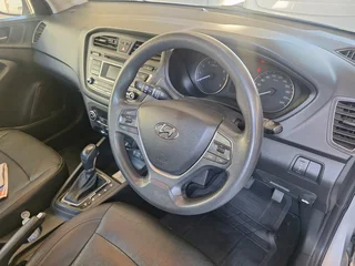 2015 Hyundai i20 1.4 Hatchback Automatic