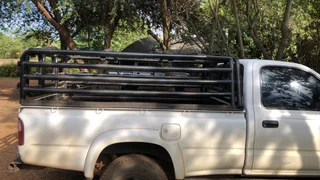 Kzte Or 2700 Hilux Cattle Ra