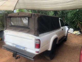 KZTE or 2700 Hilux CATTLE RA