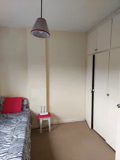 Umhlanga Rocks - Room to let