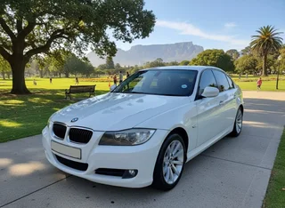 2011 BMW 3 Series Sedan