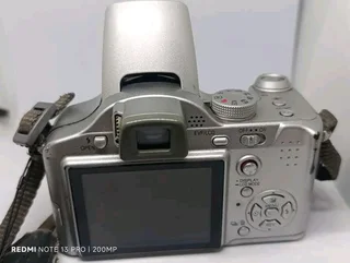 Panasonic Lumix DMC FZ7
