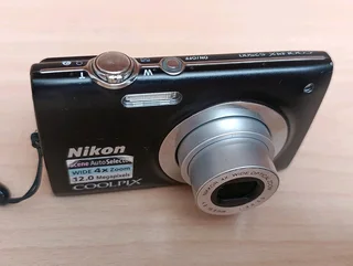 Nikon Coolpix S2500