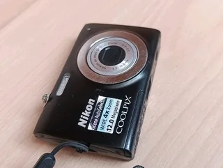 Nikon Coolpix S2500