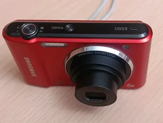 Samsung ES90 - Digital Camera