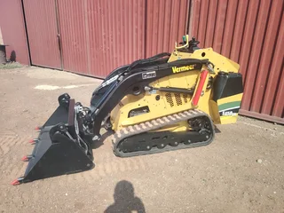 Vermeer S450TX mini skid