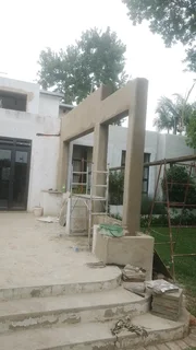 I do bricklaying,plastering,tiling,painting,paving