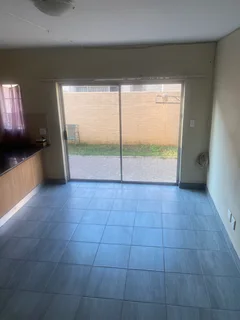 Affordable 2-Bed Duplex in San Jacinto Complex