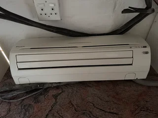 Air Conditioner - Daiken 12000 BTU