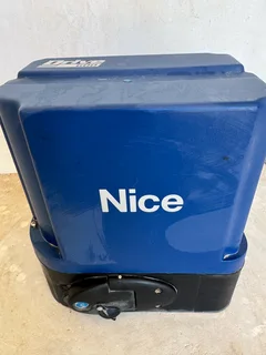 ET Nice Drive 600 gate motor - excellent condition