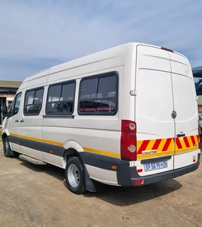 2010 VW CRAFTER 2.5 TDI 22 SEATER BUS