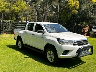 2017 Toyota Hilux 2.4 GD6 4x2 SRX Manual